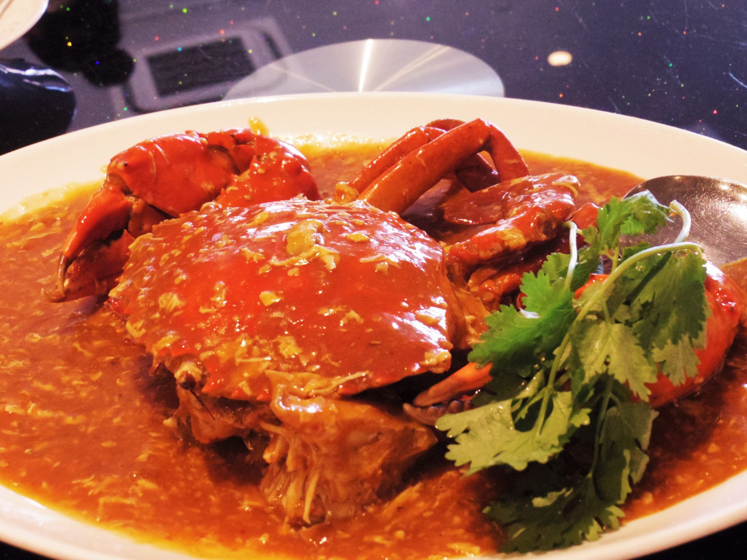 在住者がおすすめするシンガポール・チリクラブを食べてきた！｜Play It By Ear｜なりゆきまかせ